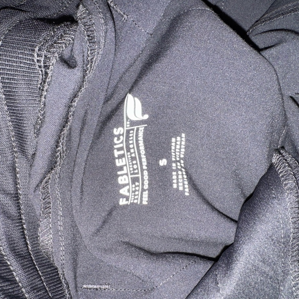 Fabletics Women's Gray Joggers - image 3